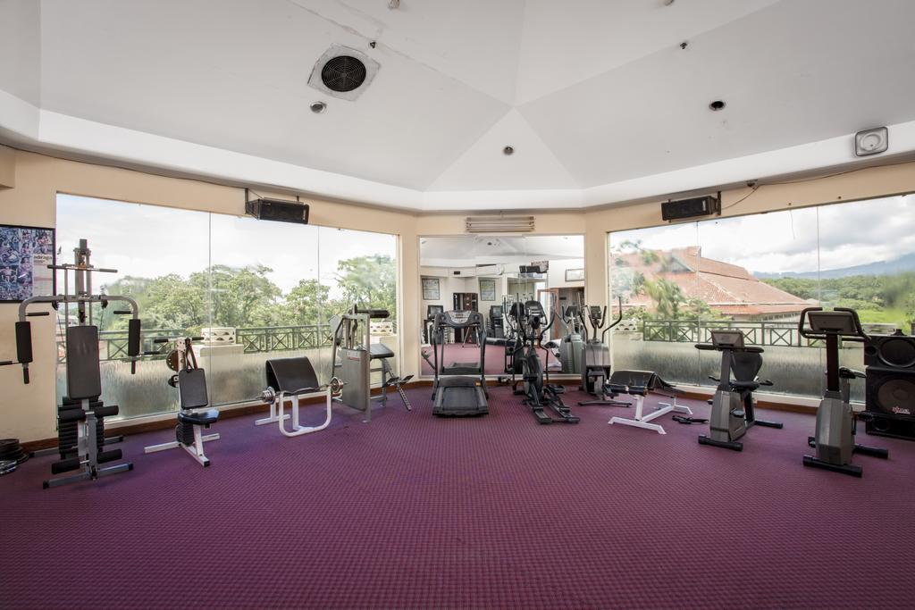 Hotel Imperium בנדונג מראה חיצוני תמונה