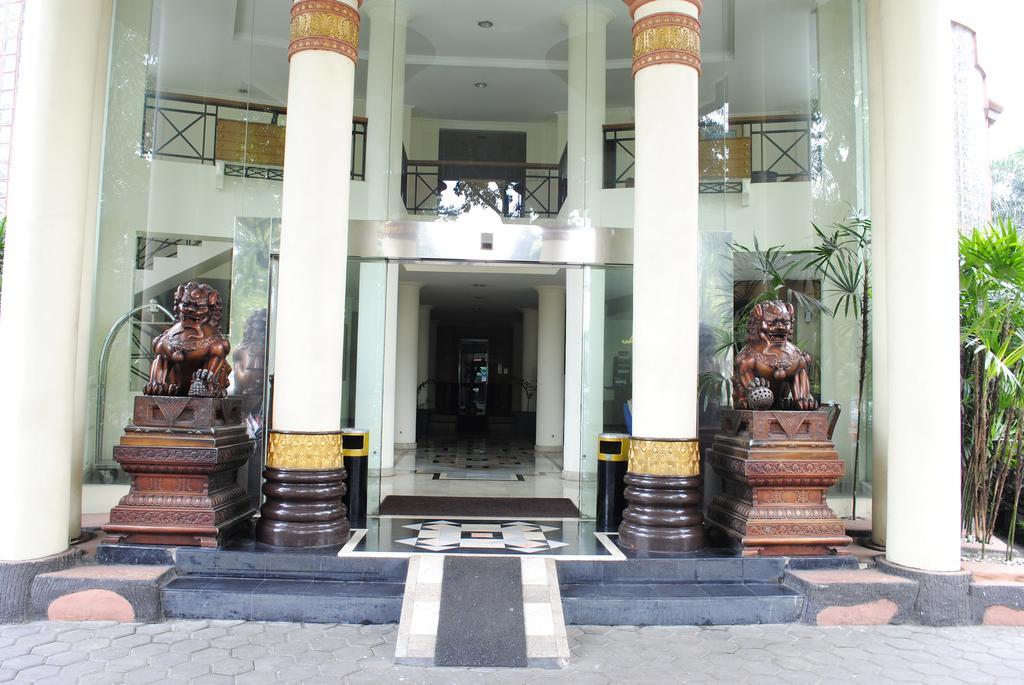 Hotel Imperium בנדונג מראה חיצוני תמונה