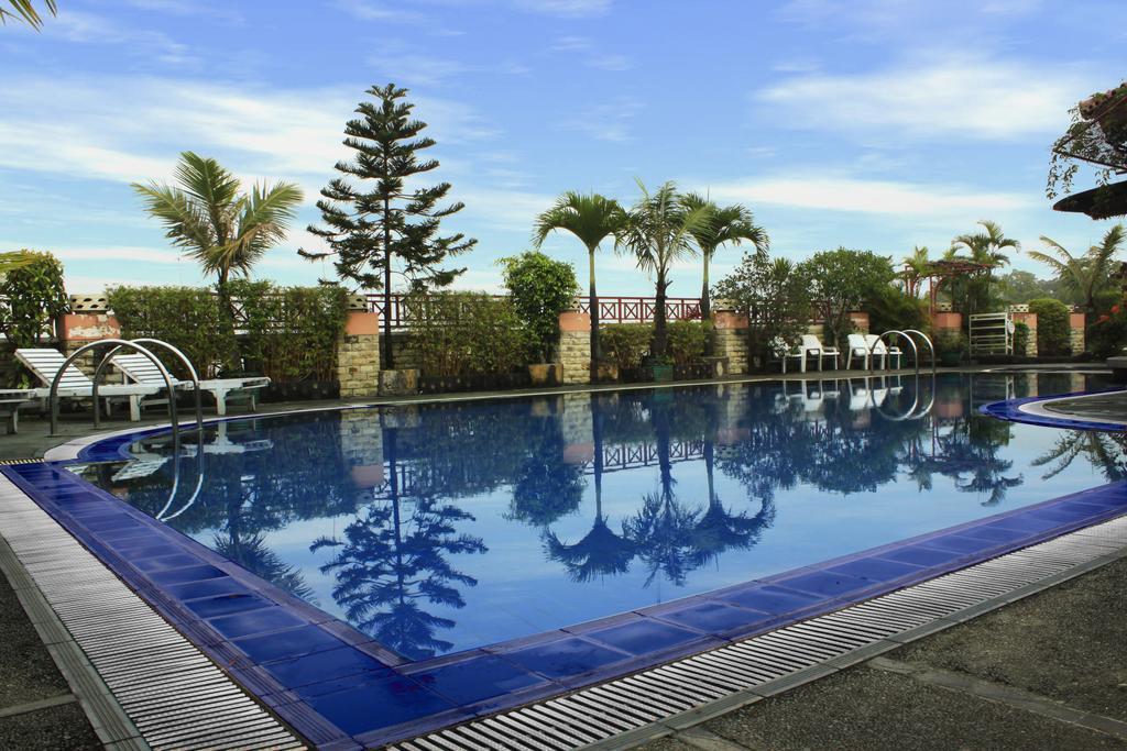 Hotel Imperium בנדונג מראה חיצוני תמונה