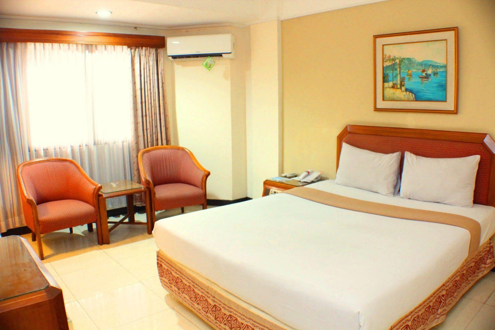 Hotel Imperium בנדונג מראה חיצוני תמונה